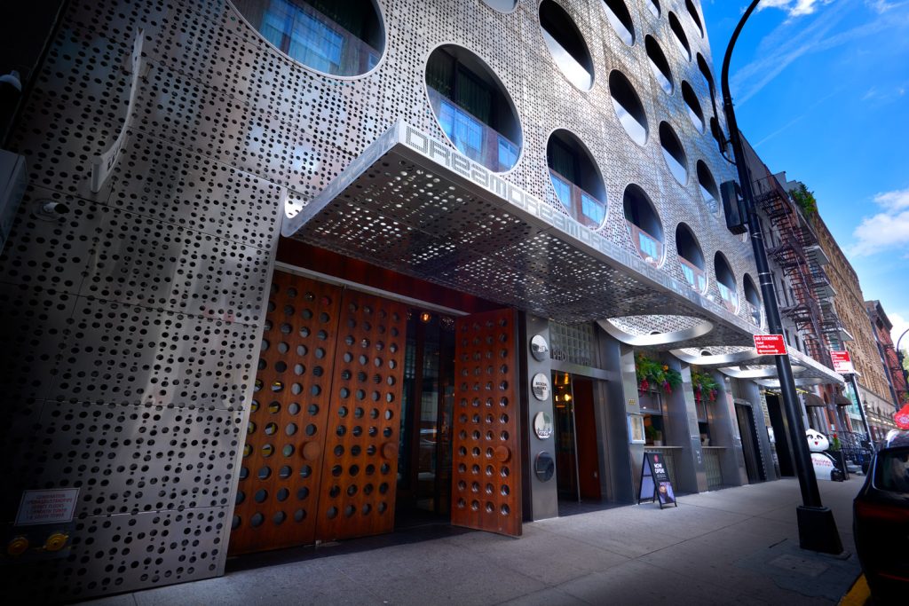 Dream Downtown - Lobby entrance