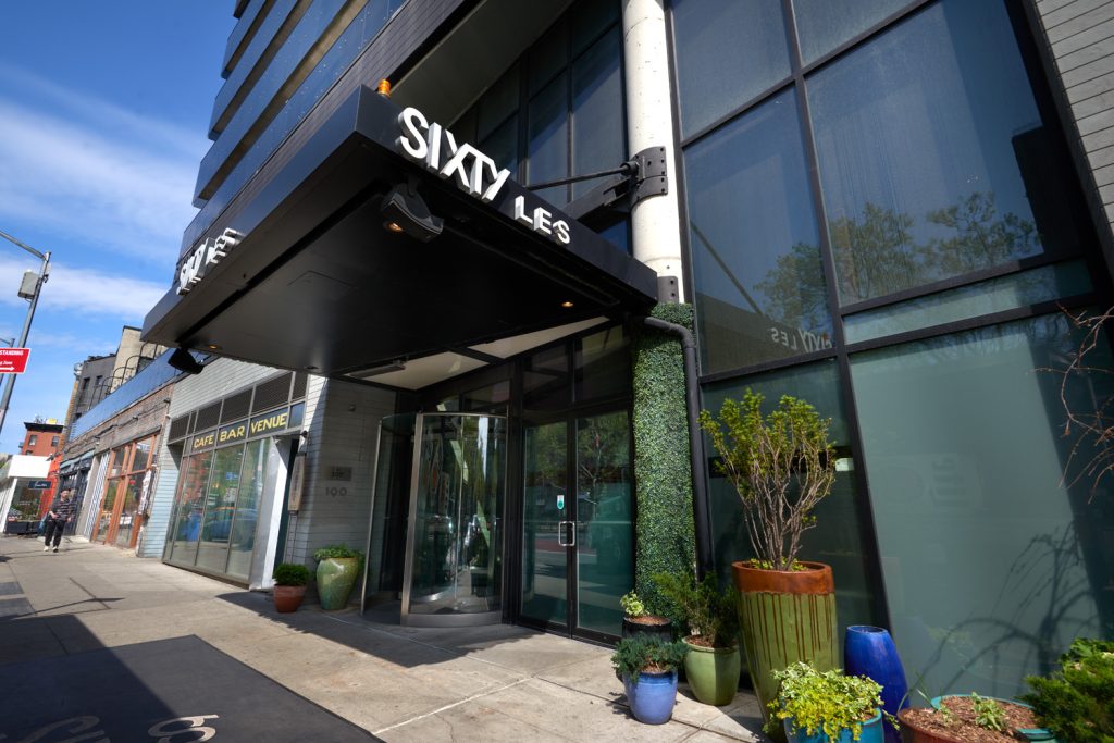 SIXTY LES Hotel - Lobby entrance